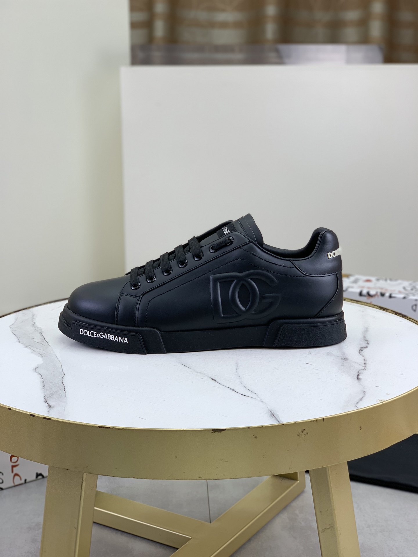 olce & Gabbana shoe
